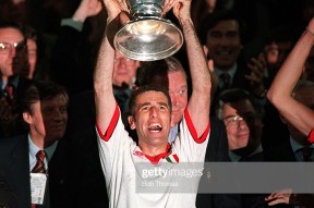 欧冠今夜再迎强敌，孟菲斯灰熊造点机会，主帅态度：目标明确，资深球员宣示担当的简单介绍-体育直播