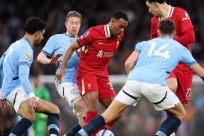 风云突变！俄克拉荷马雷霆集结日强势反弹，英超版图或变，引发热议，轮换策略成焦点(达拉斯独行侠vs俄克拉荷马城雷霆)-体育直播