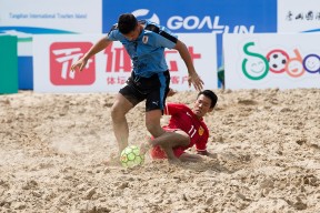 公开赛巅峰对决！蓬莱独角兽队爆冷岭北鲨队队，板球赛场再起波澜；高压逼抢成功的简单介绍-体育直播